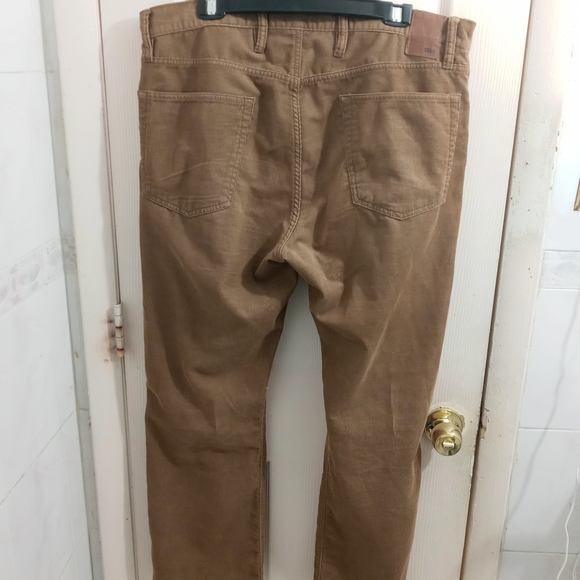 GAP 1969 Straight Golden Corduroy Men 36 X 30 Pants 5 Pocket Jeans - Picture 2 of 5